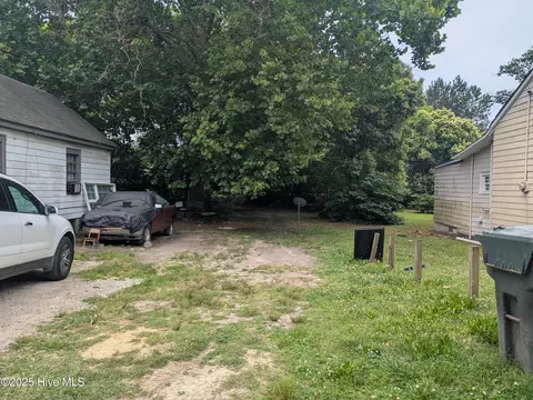 704 Vance St E, Wilson, NC 27893