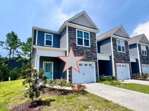 420 Guppy Loop Rd, Sneads Ferry, NC 28460