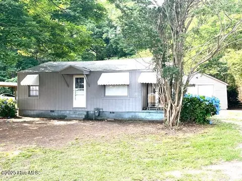 3356 Howard Ave, Tarboro, NC 27886