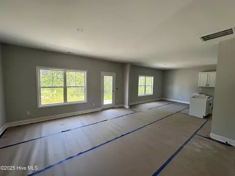 594 Poppleton Dr, Hampstead, NC 28443 photo 3