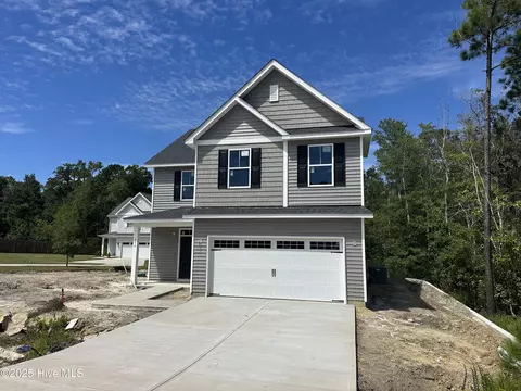 594 Poppleton Dr, Hampstead, NC 28443