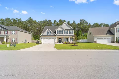 208 Wood House Dr, Jacksonville, NC 28546