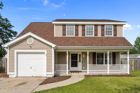214 Mahogany Dr, Jacksonville, NC 28540