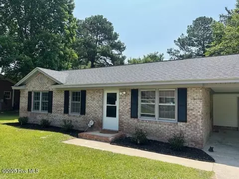 204 Caddie Ct, Greenville, NC 27858