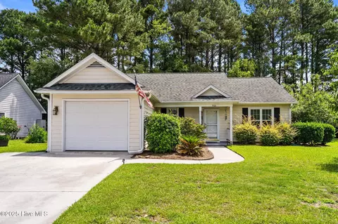 7100 Farrington Farms Dr, Wilmington, NC 28411