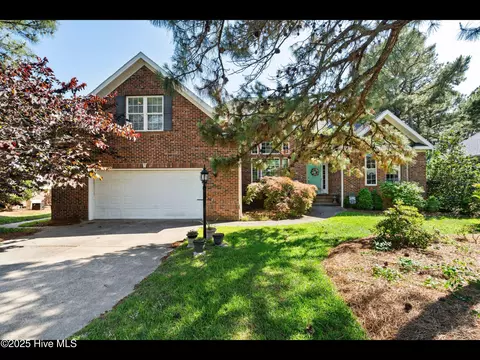 4404 Gauntlet Dr SE, Southport, NC 28461