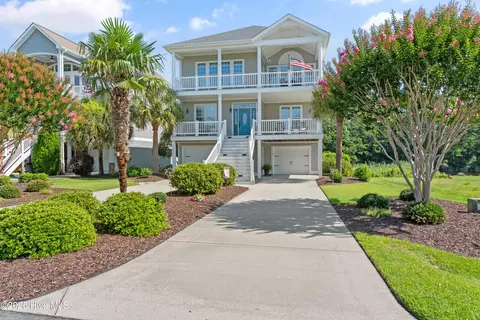 2820 Harborside Way, Southport, NC 28461