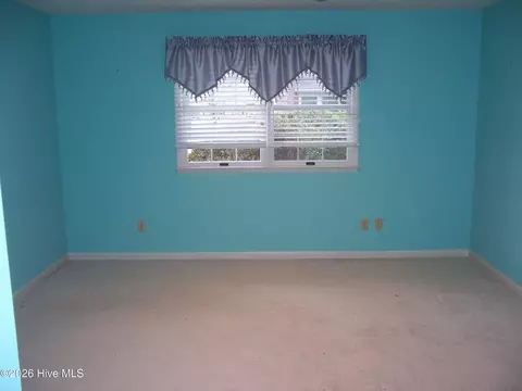 Bedroom - 125 Pinehurst Trace Dr, Pinehurst, NC 28374 photo 2 of 2