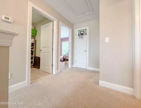 Entry Way - 123 Center Dr, Hampstead, NC 28443 photo 6 of 7