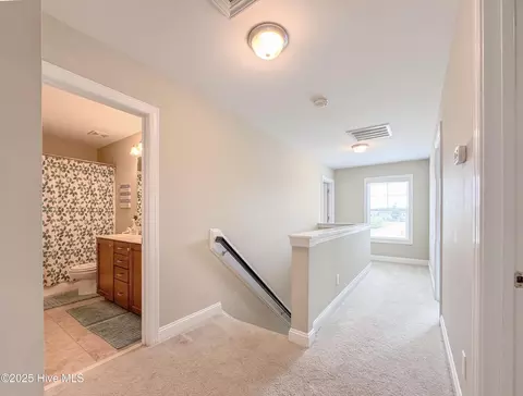 Entry Way - 123 Center Dr, Hampstead, NC 28443 photo 7 of 7