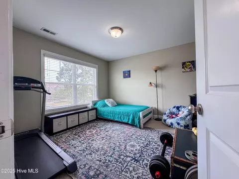 Bedroom - 123 Center Dr, Hampstead, NC 28443 photo 5 of 7