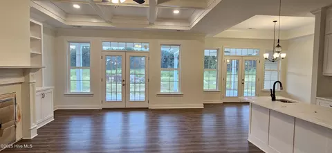Living - 145 Eagle Point Ln, Clinton, NC 28328 photo 3 of 3