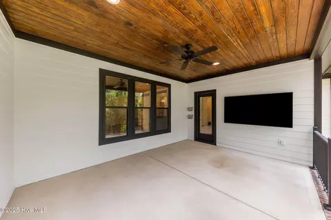 499 Longleaf Dr, West End, NC 27376 photo 10