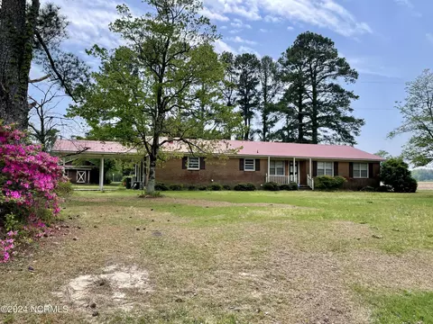 1222 Meadow Branch Rd, Williamston, NC 27892