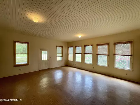 Living - 1222 Meadow Branch Rd, Williamston, NC 27892 photo 1 of 3