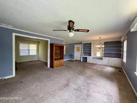 Living - 1222 Meadow Branch Rd, Williamston, NC 27892 photo 3 of 3