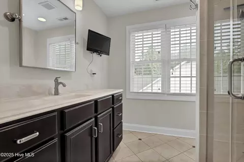 Bath - 120 E High Bluff Dr, Hampstead, NC 28443 photo 8 of 9