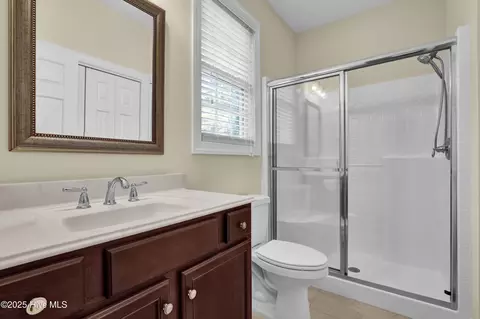 Bath - 120 E High Bluff Dr, Hampstead, NC 28443 photo 6 of 9