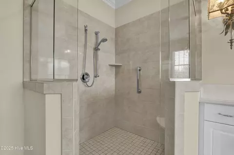 Bath - 120 E High Bluff Dr, Hampstead, NC 28443 photo 3 of 9