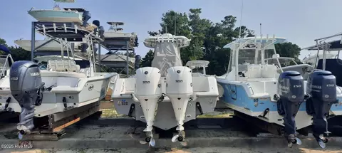 801 Paoli Ct #30' DRY  G20 FIXED TOP, Wilmington, NC 28409