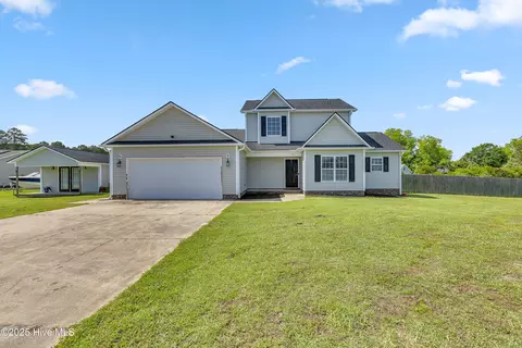 106 Swingbridge Dr, Stella, NC 28582