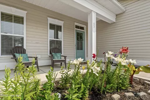 Exterior - 97 Violetear Rdg, Hampstead, NC 28443 photo 2 of 11