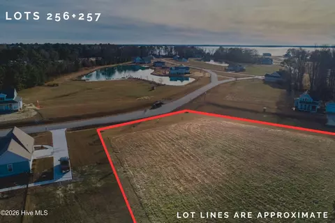 494 W Burton Farm Dr, Minnesott Beach, NC 28510