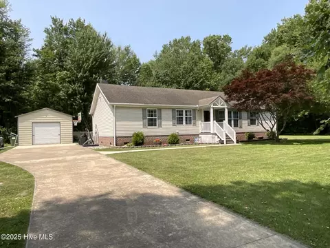 103 Marshall Ct, Moyock, NC 27958