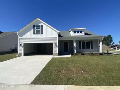 2200 Zircon Dr, Winterville, NC 28590
