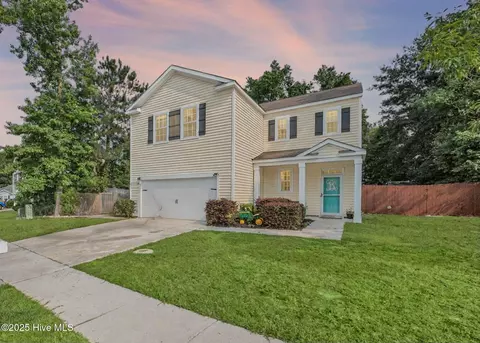 8057 Glen Laurel Dr NE, Leland, NC 28451