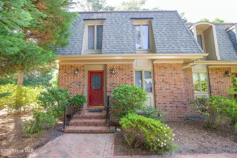 190 Palmetto Rd #20, Pinehurst, NC 28374