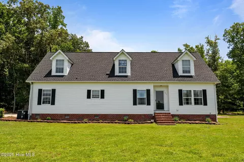 141 Arthur Majette Rd, Aulander, NC 27805
