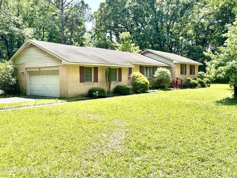 2513 David Ave, Kinston, NC 28501