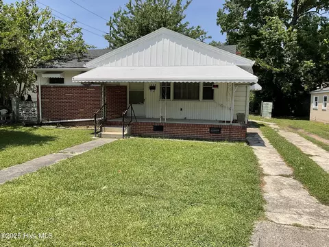 1004 Moore St, Rocky Mount, NC 27801