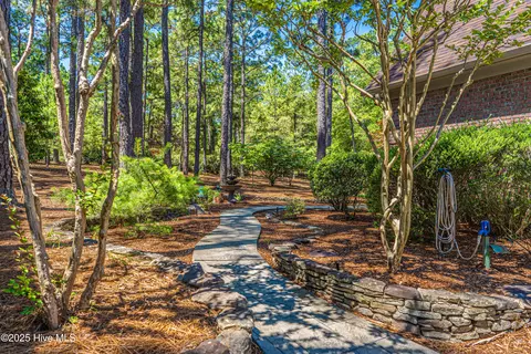 31 Pinewild Dr, Pinehurst, NC 28374 photo 25