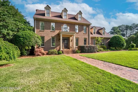 204 Ashmore Ln, Rocky Mount, NC 27804