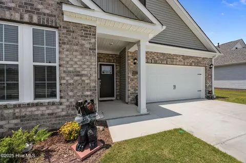 6012 Bayberry Park Dr, New Bern, NC 28562