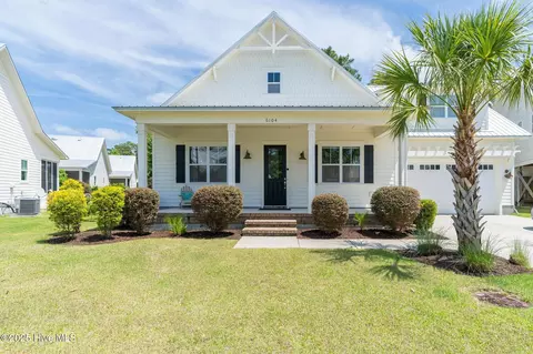 6104 Wayfarer Trl, Wilmington, NC 28409
