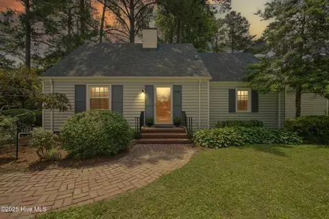 1505 Rivershore Rd, Elizabeth City, NC 27909