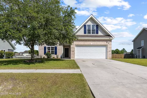 211 Diamond Ct, Jacksonville, NC 28546