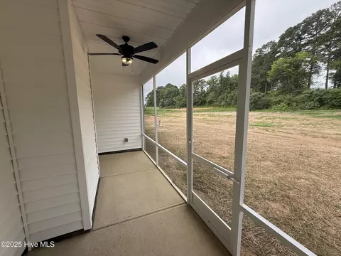 165 Tee Dr, Selma, NC 27576 photo 12