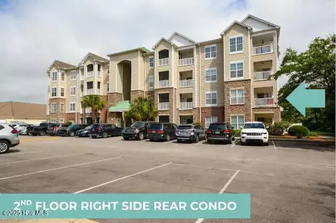 200 Gateway Condos Dr #221, Surf City, NC 28445