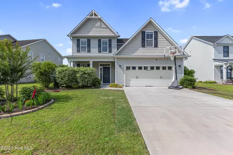 737 Heartwood Dr, Winnabow, NC 28479