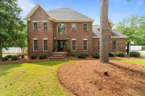 12820 Pinewood Trl, Laurinburg, NC 28352