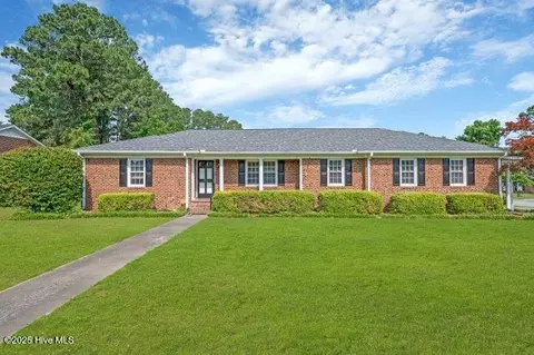 311 Prince Rd, Greenville, NC 27858