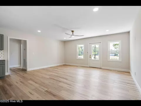 Living - 109 Inlet Ct, Hampstead, NC 28443 photo 1 of 4