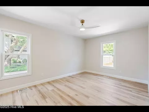Other - 109 Inlet Ct, Hampstead, NC 28443 photo 6 of 10