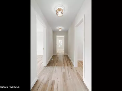 Entry Way - 109 Inlet Ct, Hampstead, NC 28443 photo 1 of 1