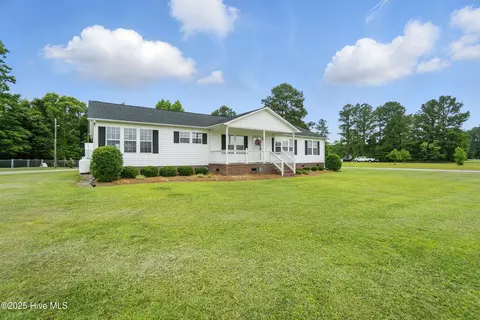 639 Acorn Hill Rd, Sunbury, NC 27979