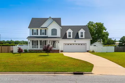 662 Alexandria Ln, Winterville, NC 28590
